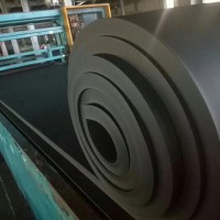 B1级不燃橡塑板 带背胶30mm厚吸音橡塑复合板 贴箔空调橡塑保温板